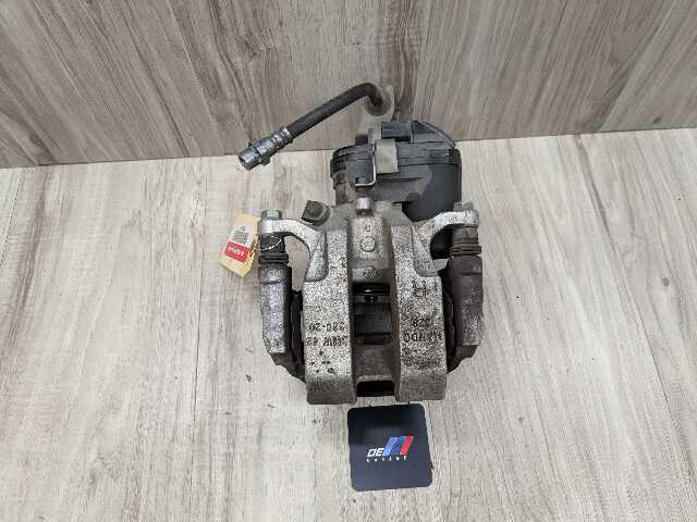 OEM BMW G20 G22 G23 G26 G42 330 M340 430 440 FRONT Right Passenger Brake Caliper