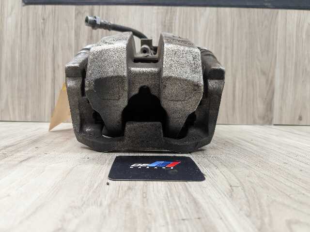 OEM BMW G20 G22 G23 G26 G42 330 M340 430 440 FRONT Right Passenger Brake Caliper