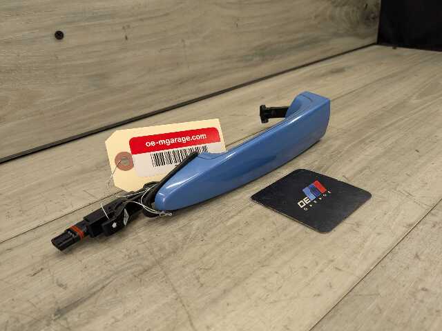 OEM BMW F22 F30 F32 F36 F80 F82 F83 M3 M4 COMFORT ACCESS Left Door Handle Blue
