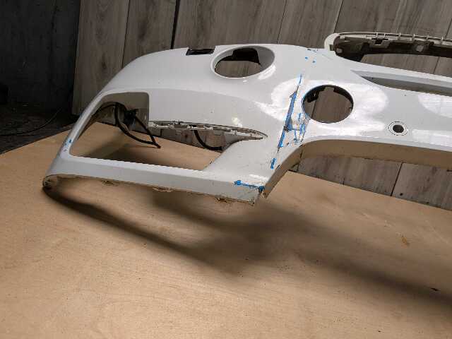 NOTE* 14-18 OEM BMW F15 X5 Front Bumper Cover Panel White 300