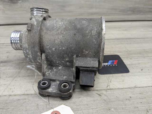 OEM BMW E90 F10 F15 F22 F30 F32 F33 F36 Engine N55 Auxiliary Water Pump Cooling