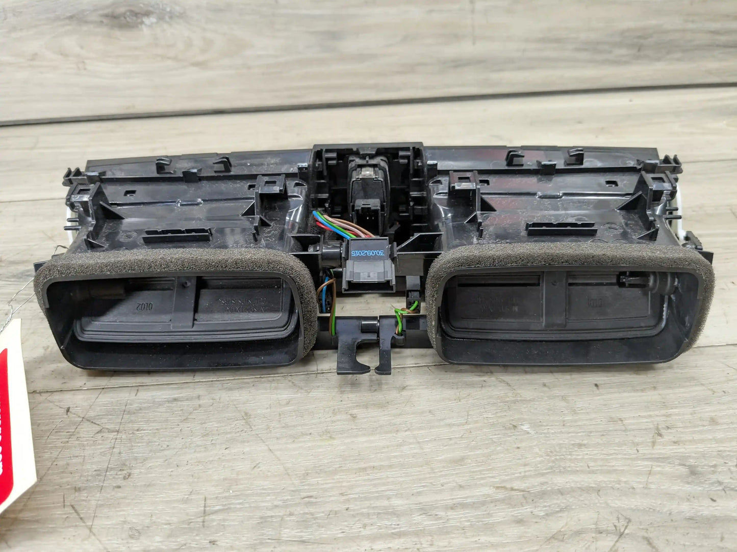14-20 OEM BMW F22 F30 F32 F36 F80 F82 Front Dash Central Air Vent Grille Black