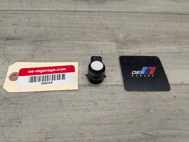 OEM BMW F15 F16 F48 F90 F97 G01 G12 G30 Bumper Parking Distance Sensor PDC White