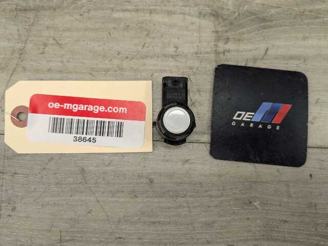 OEM BMW F15 F16 F48 F90 F97 G01 G12 G30 Bumper Parking Distance Sensor PDC White