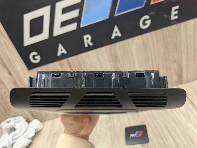 OEM BMW F22 F30 F32 F36 F80 F82 Headliner Roof Console Dome Light SOS Switch
