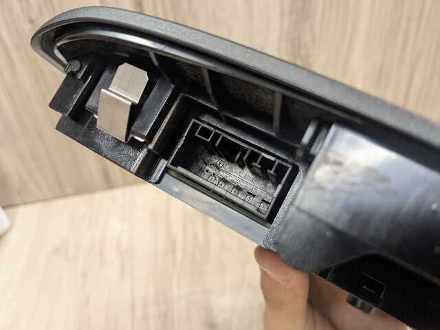 OEM BMW F22 F30 F32 F36 F80 F82 Headliner Roof Console Dome Light SOS Switch