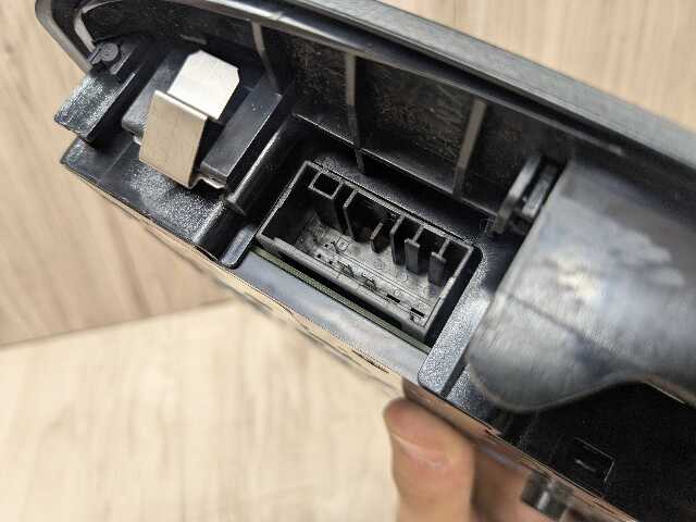 OEM BMW F22 F30 F32 F36 F80 F82 Headliner Roof Console Dome Light SOS Switch