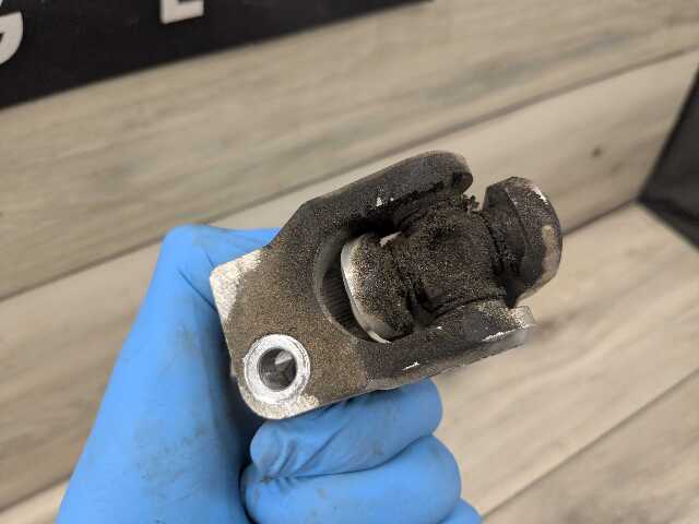 15-20 OEM BMW F80 F82 F83 F87 M2 M3 M4 Lower Steering Column Linkage Joint Shaft