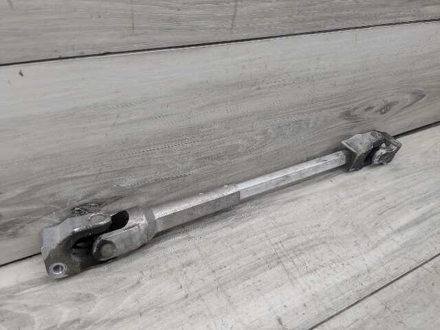 15-20 OEM BMW F80 F82 F83 F87 M2 M3 M4 Lower Steering Column Linkage Joint Shaft