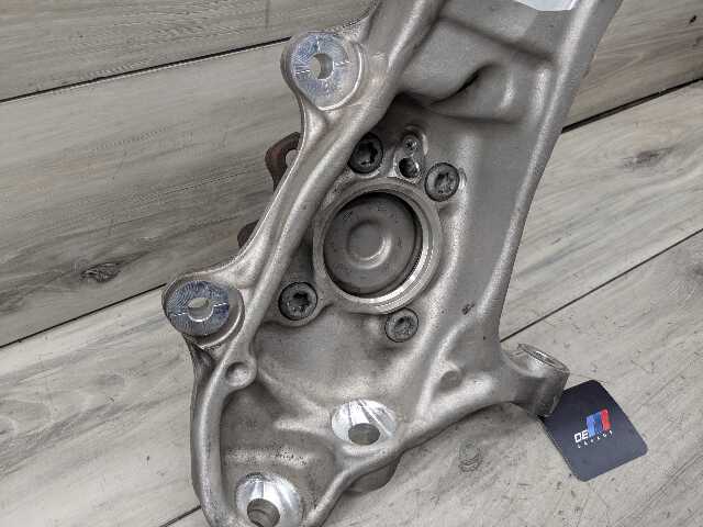 OEM BMW F95 G05 G06 G07 G09 X5 X7 Front Left Driver Hub Spindle Knuckle Bearing