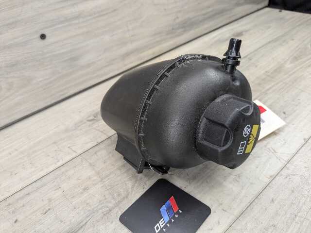 OEM BMW F97 G01 G05 G06 G07 X3 X5 X7 Radiator Coolant Expansion Reservoir Tank