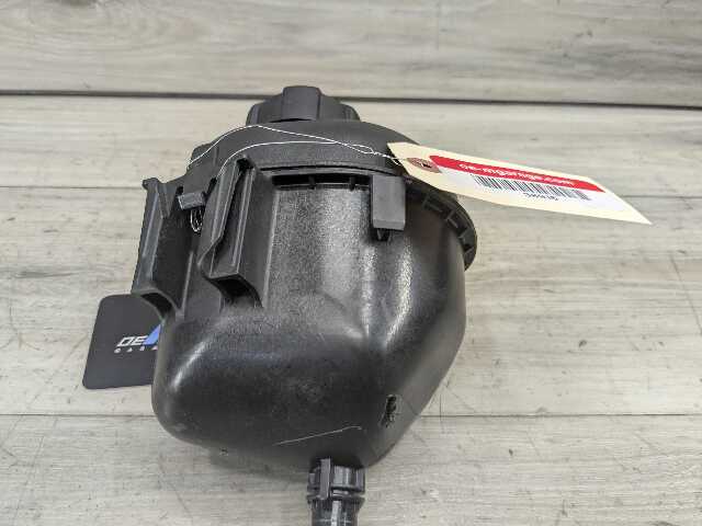 OEM BMW F97 G01 G05 G06 G07 X3 X5 X7 Radiator Coolant Expansion Reservoir Tank