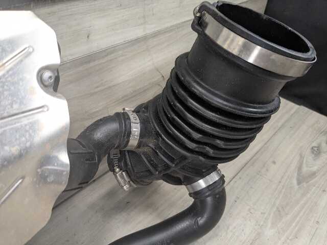17-23 OEM BMW G05 G07 G12 G30 X5 Engine B58C Air Intake Resonator Hose Tube Pipe