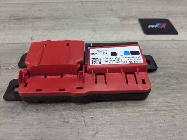 OEM BMW G05 G06 G07 X5 X7 Rear Battery Junction B+ Power Fuse box Distribution