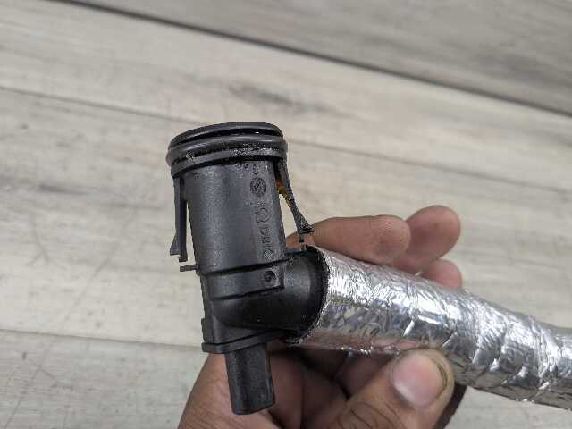 19-23 OEM BMW G05 G06 G07 G12 G14 G15 G16 G30 Engine B58 Air Duct Tube Pipe