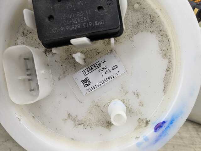 19-25 OEM BMW G05 G06 G07 X5 X6 X7 Rear Gas Tank Fuel Pump Sending Unit B58