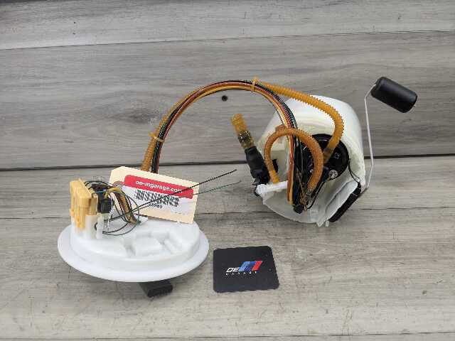 19-25 OEM BMW G05 G06 G07 X5 X6 X7 Rear Gas Tank Fuel Pump Sending Unit B58