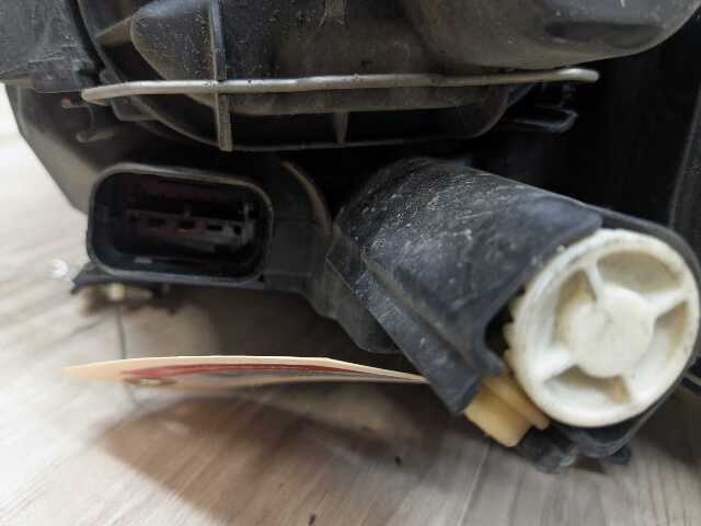 *09-11 OEM BMW E90 E91 328 335 LCI Left Driver Side Halogen Headlight w/ Modules