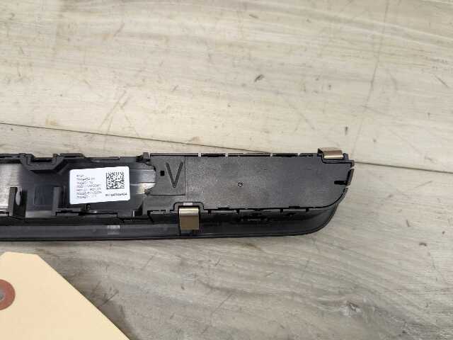 OEM BMW G20 G22 G23 G80 G82 G83 M3 M4 Control Panel Radio Media Buttons Control