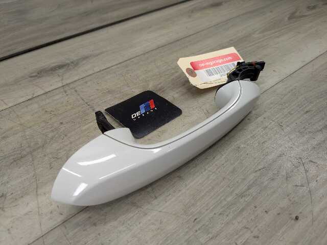 OEM BMW F90 G01 G20 G30 G80 Front Rear Right Passenger COMFORT Door Handle White
