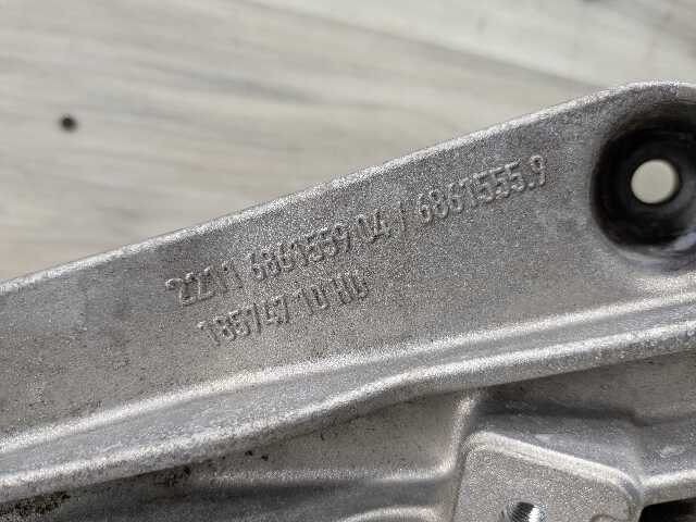 OEM BMW G01 G05 G12 G20 G22 G26 G30 Left Driver Engine B58 Motor Mount Bracket