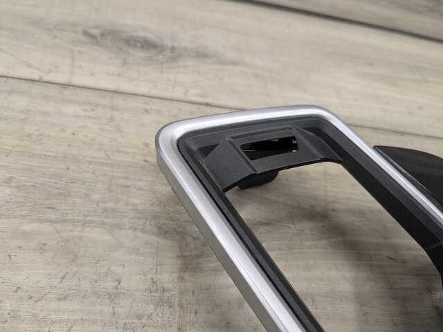 19-25 OEM BMW G20 G22 G23 G26 Left Driver Side AC Air Vent Trim