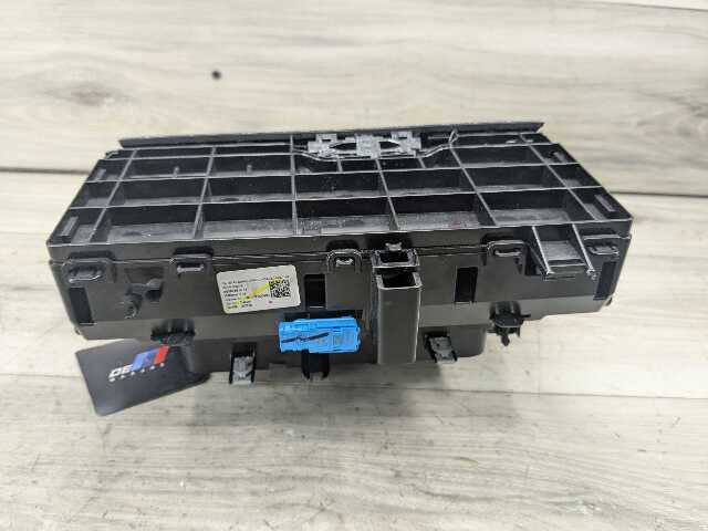19-24 OEM BMW G20 G22 G23 G80 330 M340 Center Console Storage Cup Holder