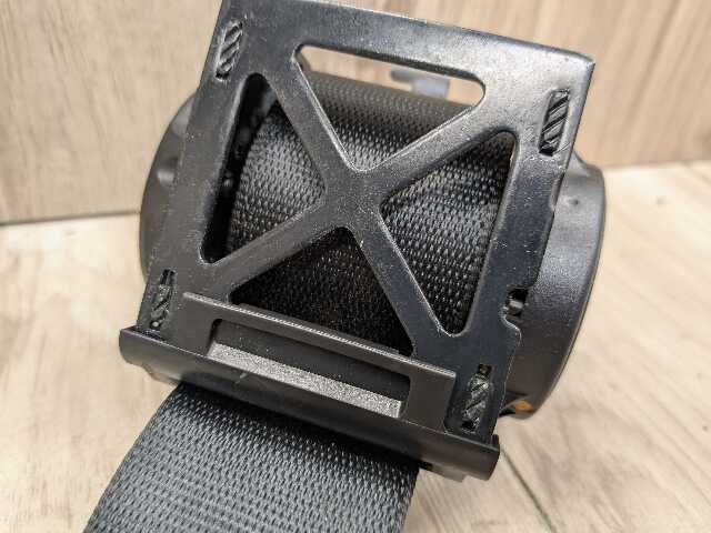 15-19 OEM BMW F16 F86 X6 X6M Rear Left Driver Side Seatbelt Seat Belt Retractor