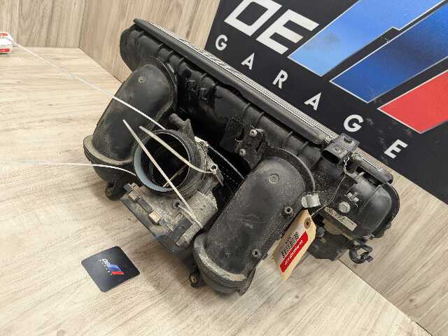 OEM BMW E70 E82 E88 E90 E92 E93 Engine N51 N52 Intake Manifold w/ Throttle Body