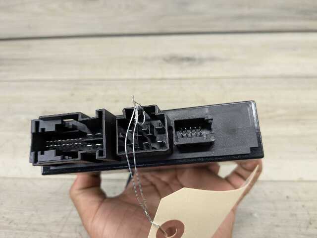 18-23 OEM BMW G01 G05 G06 G07 X3 X5 X6 X7 Trailer Towing Hitch Control Module