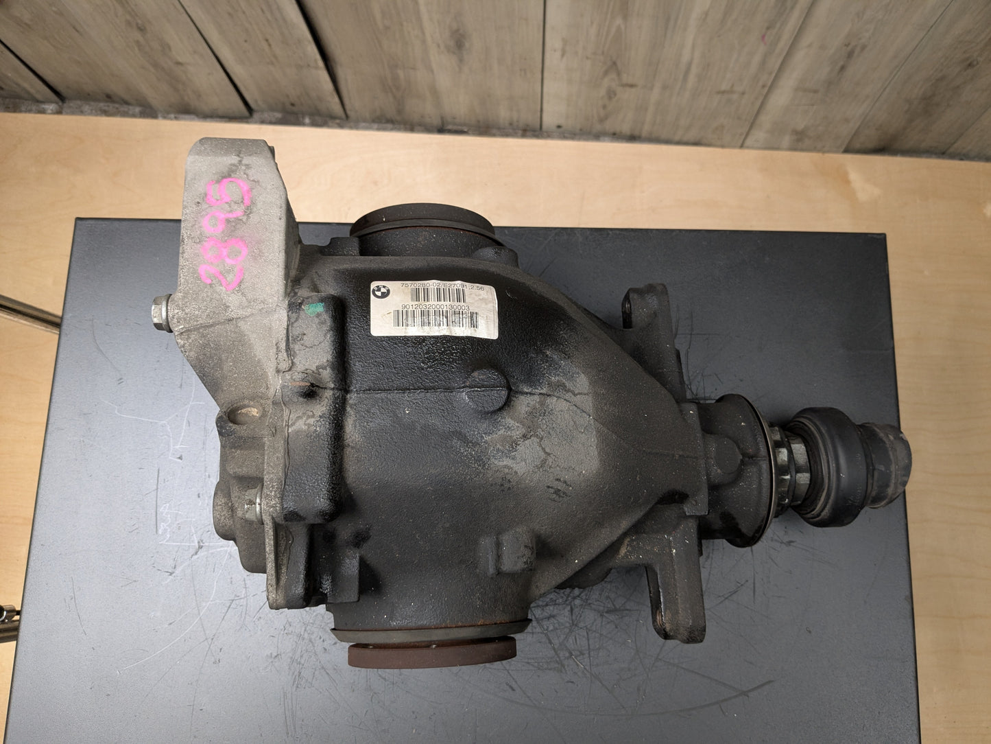 OEM BMW E82 E88 E92 E93 135 335 N54 N55 DCT Rear Differential Axle Carrier 2.56