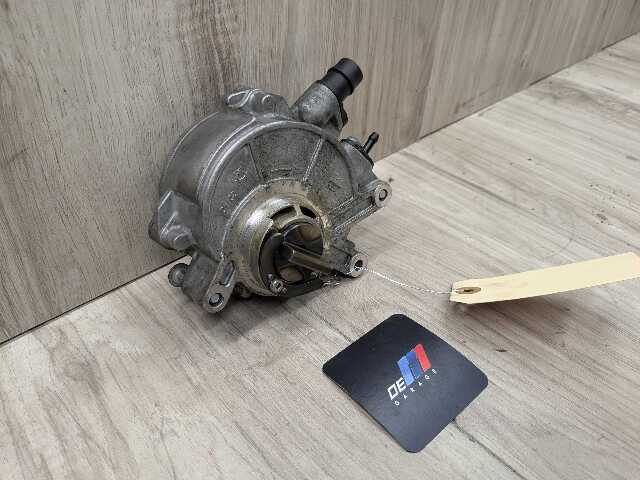 OEM BMW E70 F06 F10 F13 F15 F16 F85 F86 X5 X6 X5M M5 Engine N63 S63 Vacuum Pump