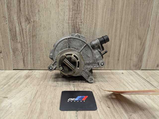 OEM BMW E70 F06 F10 F13 F15 F16 F85 F86 X5 X6 X5M M5 Engine N63 S63 Vacuum Pump