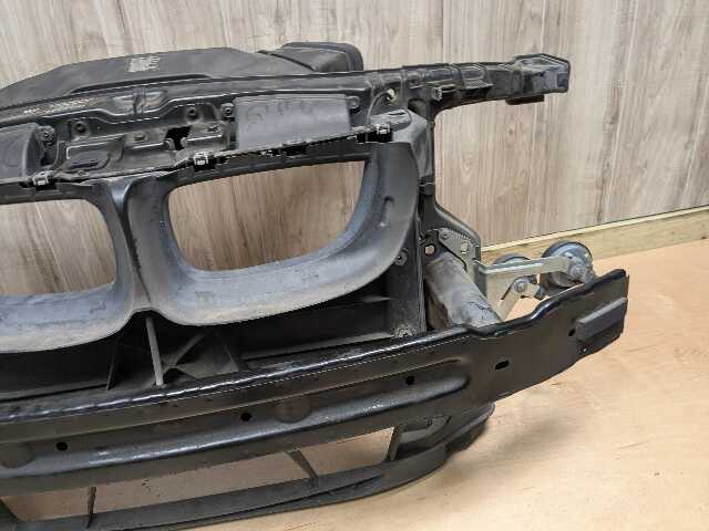 08-13 OEM BMW E82 E88 128 135 Front Radiator Support Frame Reinforce Clip Panel