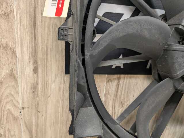 OEM BMW E82 E88 E90 E92 E93 Engine N54 N55 Radiator Auxiliary Fan Shroud 600W