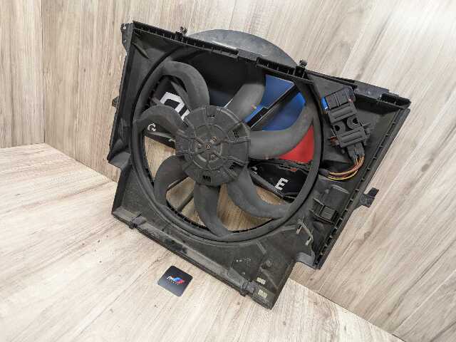 OEM BMW E82 E88 E90 E92 E93 Engine N54 N55 Radiator Auxiliary Fan Shroud 600W