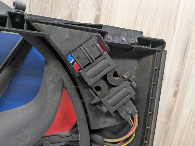 OEM BMW E82 E88 E90 E92 E93 Engine N54 N55 Radiator Auxiliary Fan Shroud 600W
