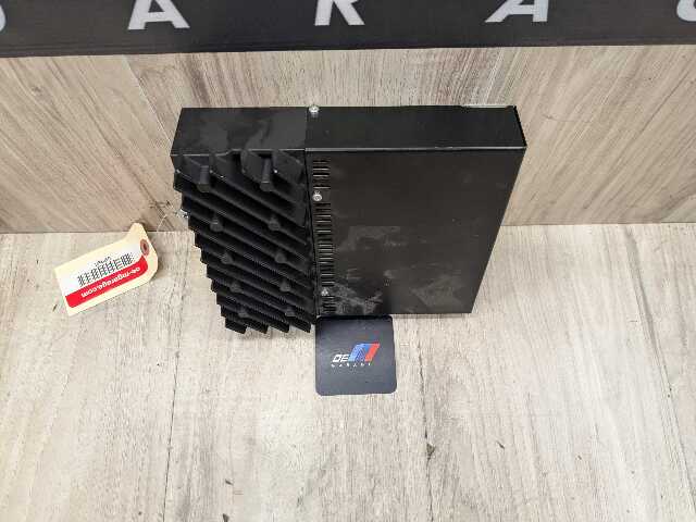 08-13 OEM BMW E88 128 135 PL2 HiFi LEAR Sound System Radio AMP Amplifier