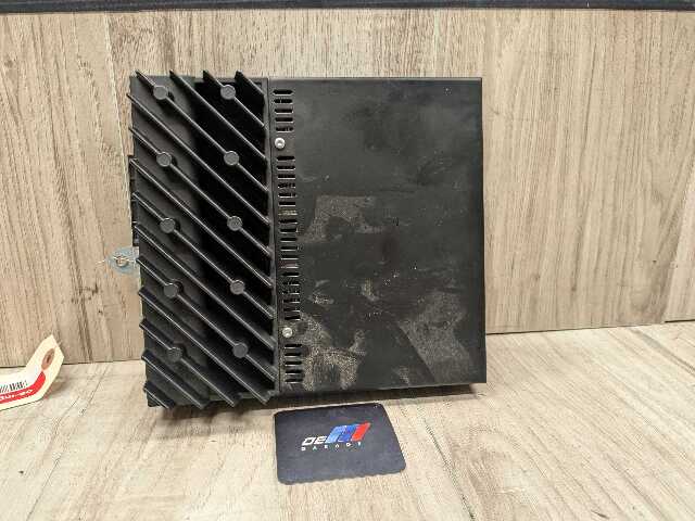 08-13 OEM BMW E88 128 135 PL2 HiFi LEAR Sound System Radio AMP Amplifier