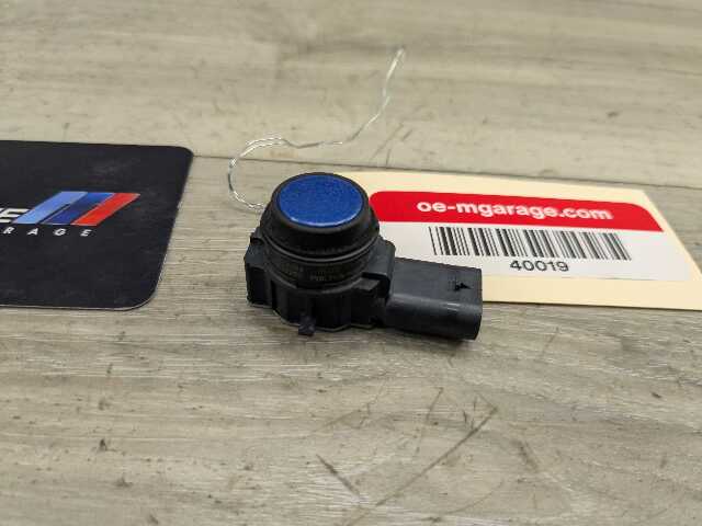 OEM BMW F22 F30 F32 F33 F36 F80 F82 F87 M3 M4 Bumper Parking PDC Sensor Blue B45