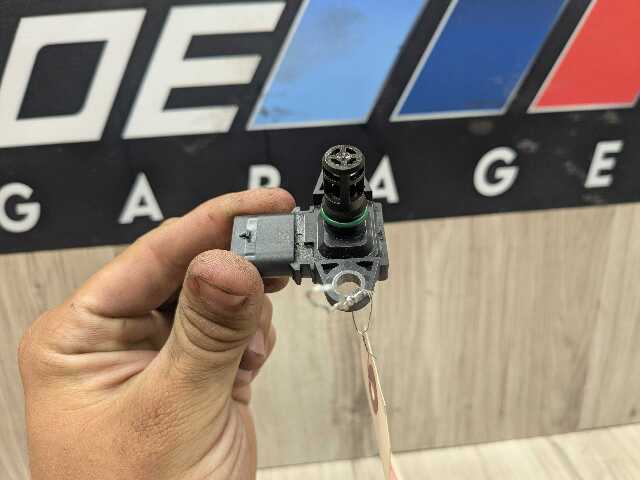 OEM BMW E90 E92 E93 F15 F30 Engine N54 N55 N63 MAP Manifold Air Pressure Sensor