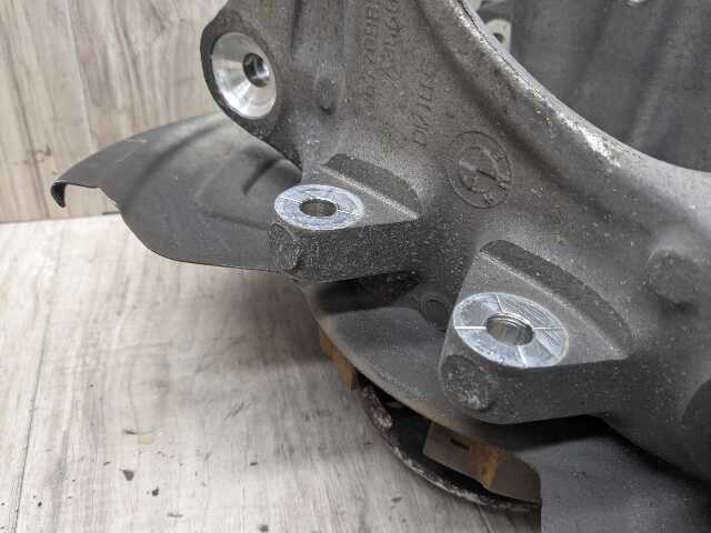 OEM BMW E70 F15 F16 F85 F86 X5 X6 Rear Left Driver Spindle Hub Carrier Knuckle