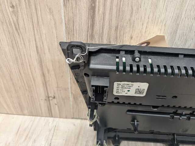 **OEM BMW F15 F16 F85 X5 X6 AC Climate Heater Control Panel Radio Media Switch
