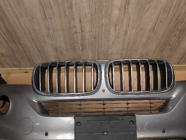 *14-18 OEM BMW F15 X5 Front Bumper Cover w/ Upper Lower Grilles Gray A52