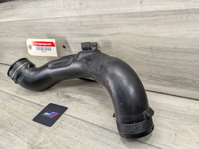 OEM BMW E70 F15 F16 X5 X6 Engine Turbo Lower Intercooler Induction Hose Pipe N55