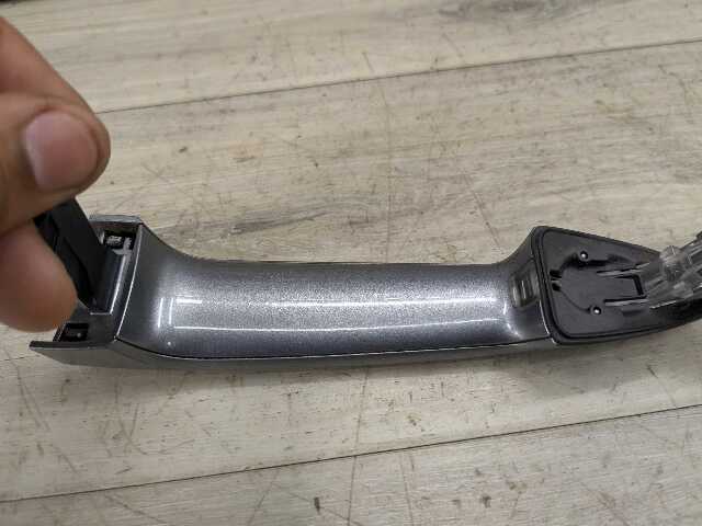 OEM BMW F15 F16 F85 X5 X6 Front Rear Right Passenger Door Handle COMFORT Gray