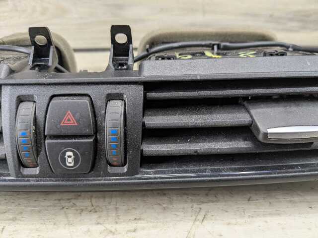 14-19 OEM BMW F15 F16 F85 F86 X5 X6 Dash Center Hazard Button AC Air Vent Grille