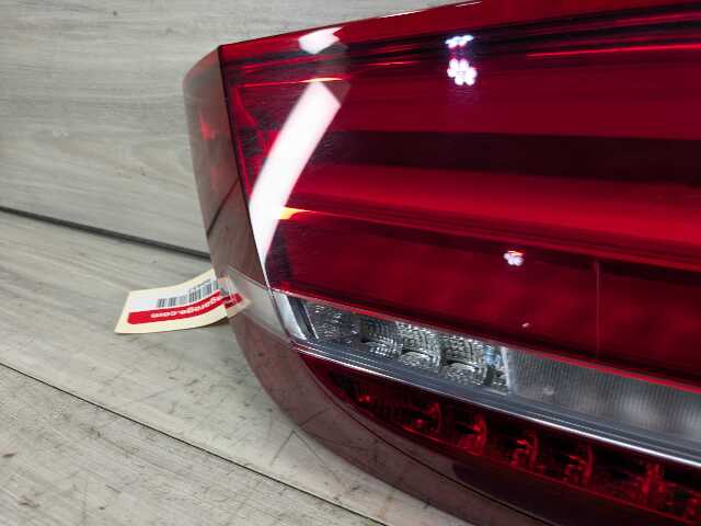14-18 OEM BMW F15 F85 X5 X5M Rear Right Passenger Trunk Inner Stop Tail Light