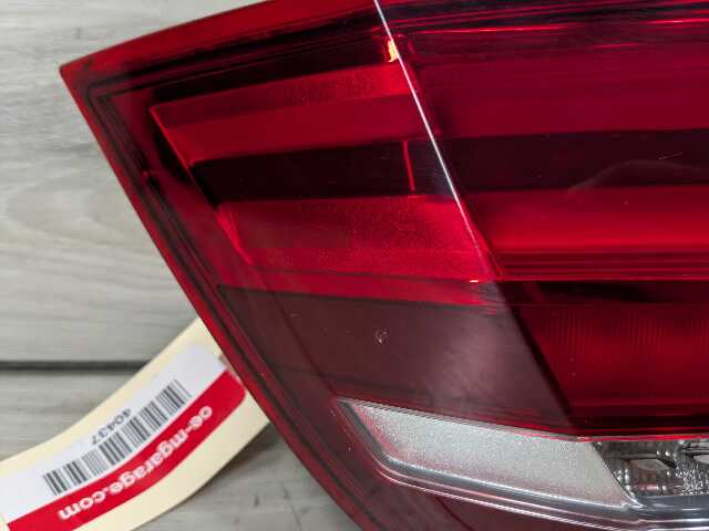 14-18 OEM BMW F15 F85 X5 X5M Rear Right Passenger Trunk Inner Stop Tail Light