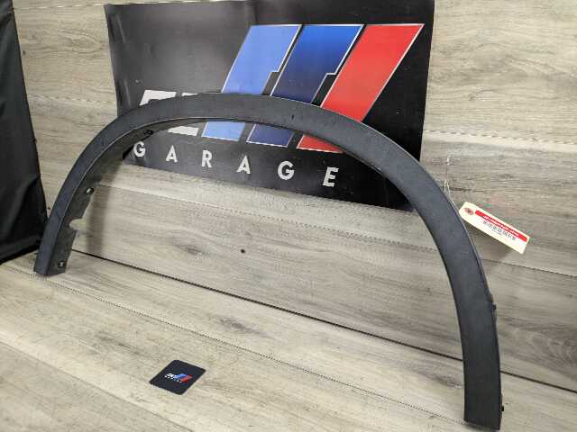 14-18 OEM BMW F15 X5 Rear Left Driver Fender Flare Wheel Arch Molding Trim